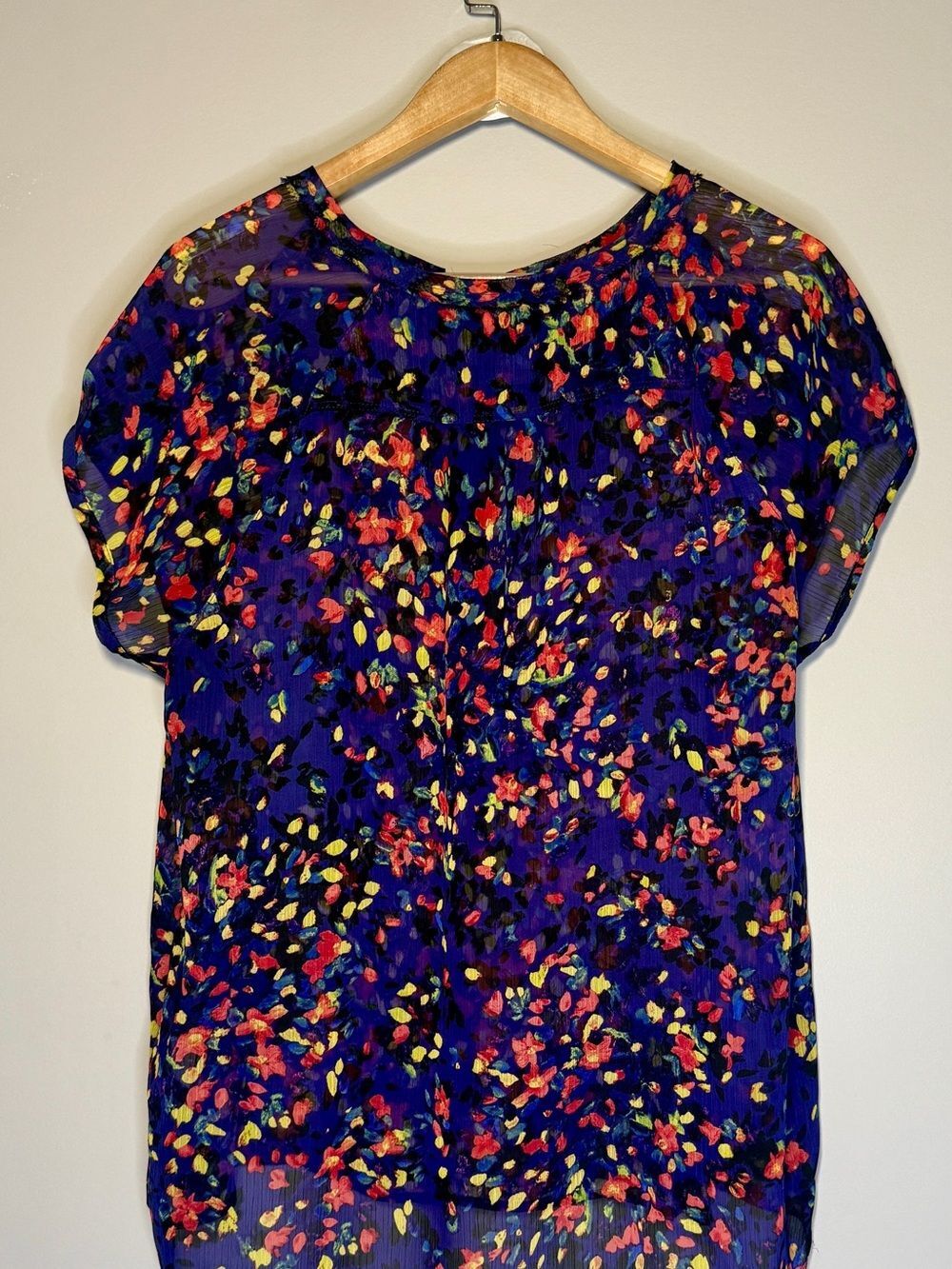Liz Claiborne Women's Petite Purple Multicolor Floral Cap-Sleeve Sheer Blouse Si - Picture 2 of 5